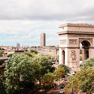 Grand Champs-elysees France