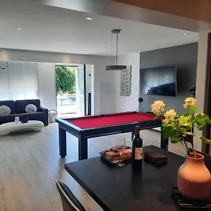 Appartement 90m2 Design, Jacuzzi, Billard...