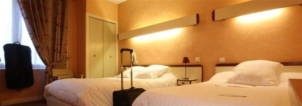 Hotel Le Petit Billot 2*, Vitre (Ille-et-Vilaine) France